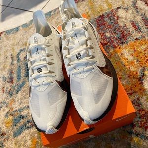 Nike Zoom Gravity